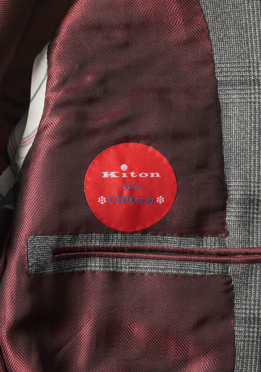 Kiton Gray Checked Suit Size 50 / 40R U.S. Cipa