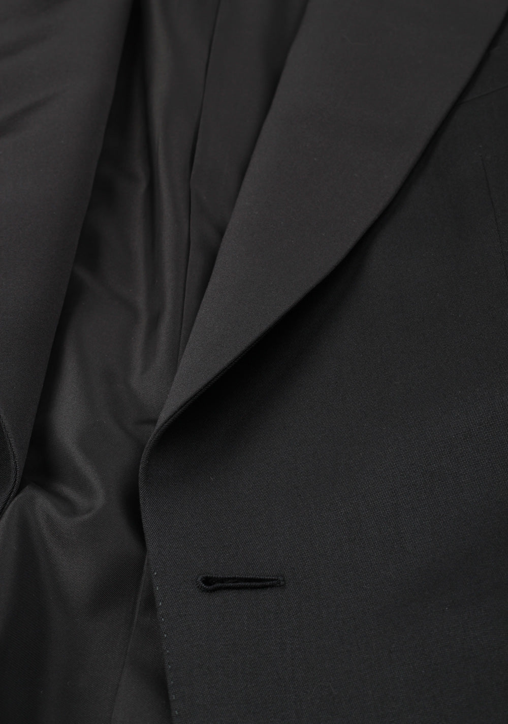 TOM FORD Windsor Black Tuxedo Smoking Suit Size 44 / 34R U.S. Base A