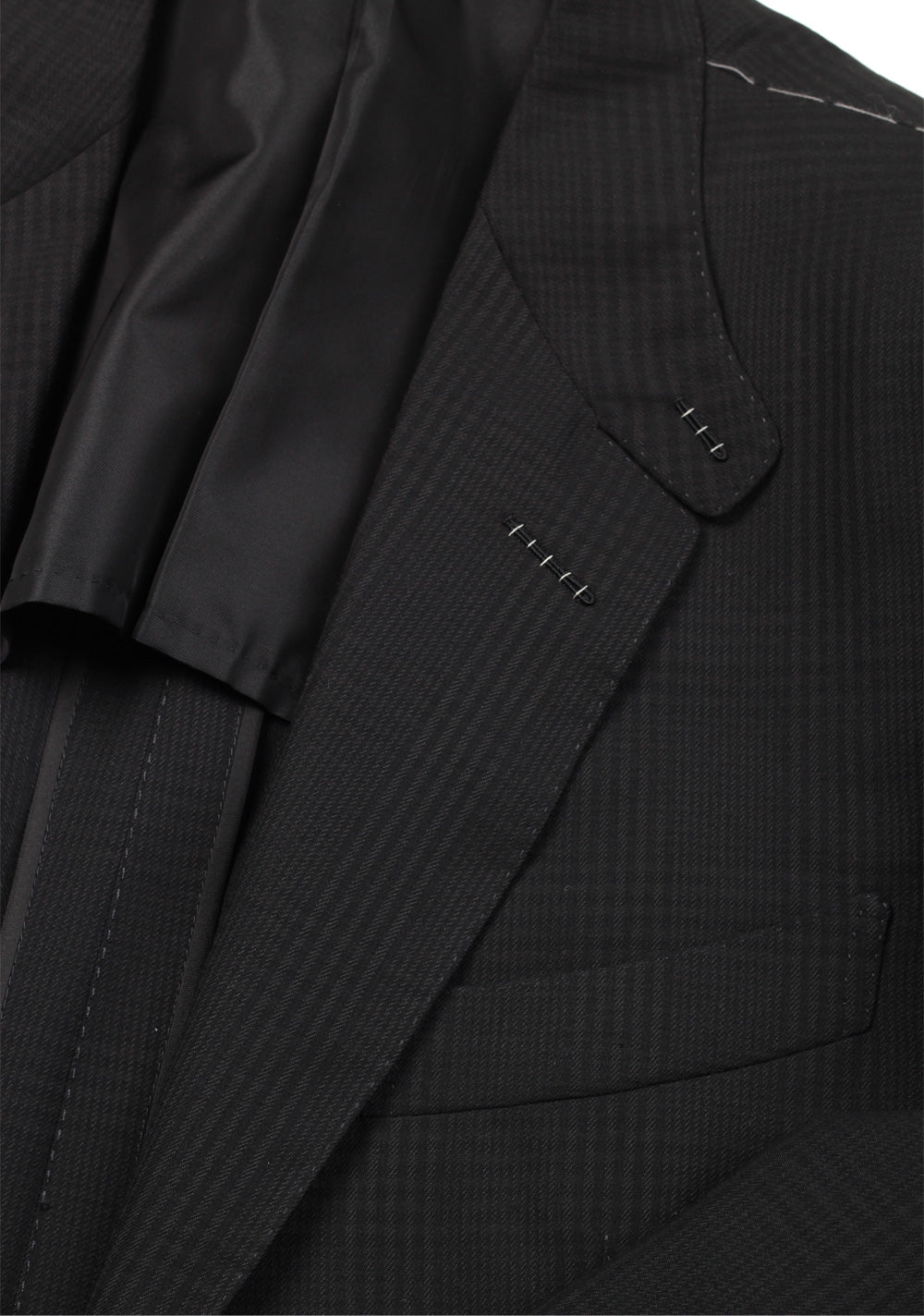 TOM FORD O’Connor Charcoal Suit Size 48 / 38R U.S. Wool Fit W