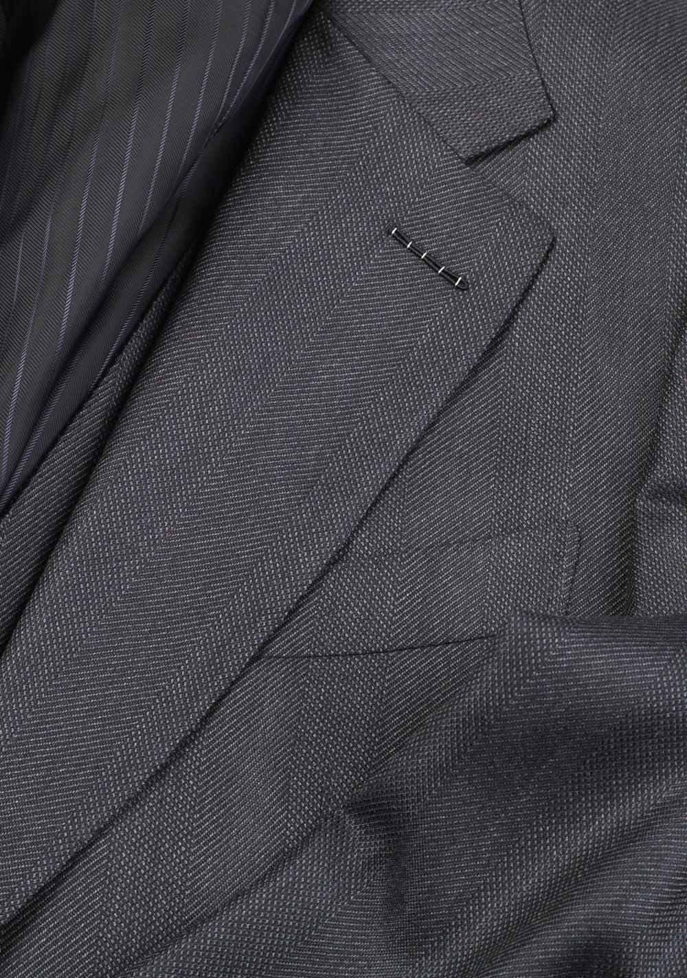 TOM FORD Suit 3 Piece Size 48R / 38 U.S. Wool Silk