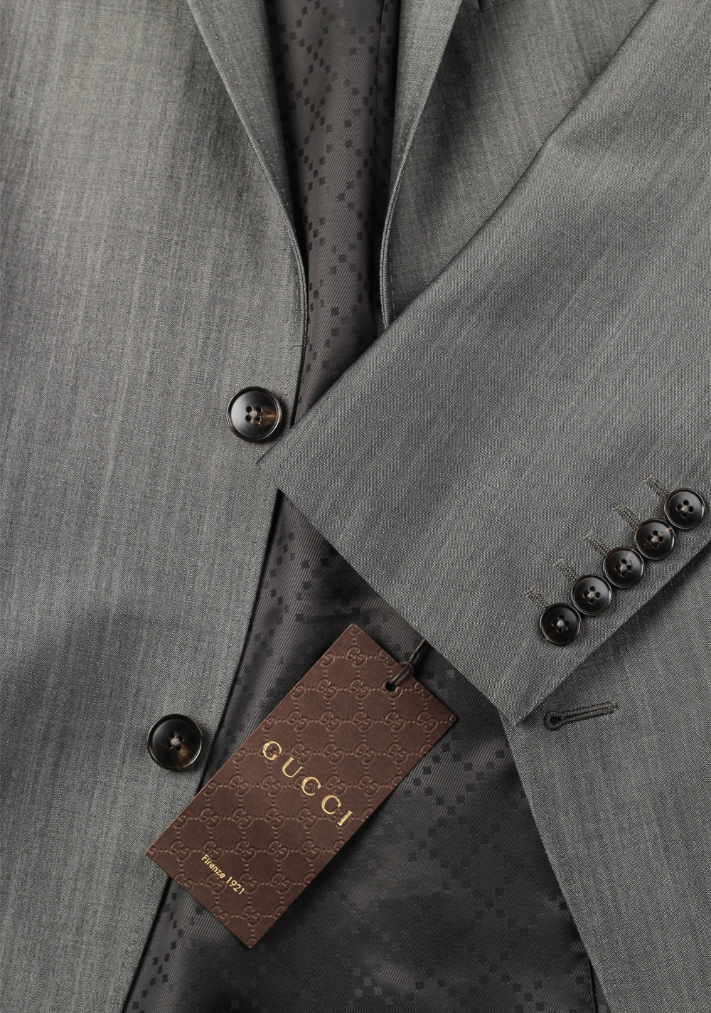Gucci Gray Suit Size 46 / 36R U.S. Wool Mohair