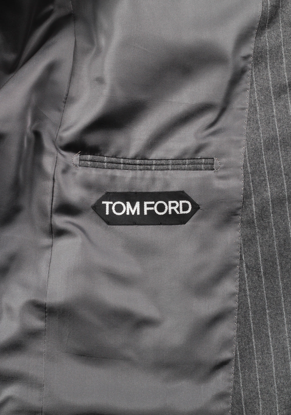 TOM FORD Gray Pinstripe Suit Size 48 / 38R U.S. Wool Silk Fit A