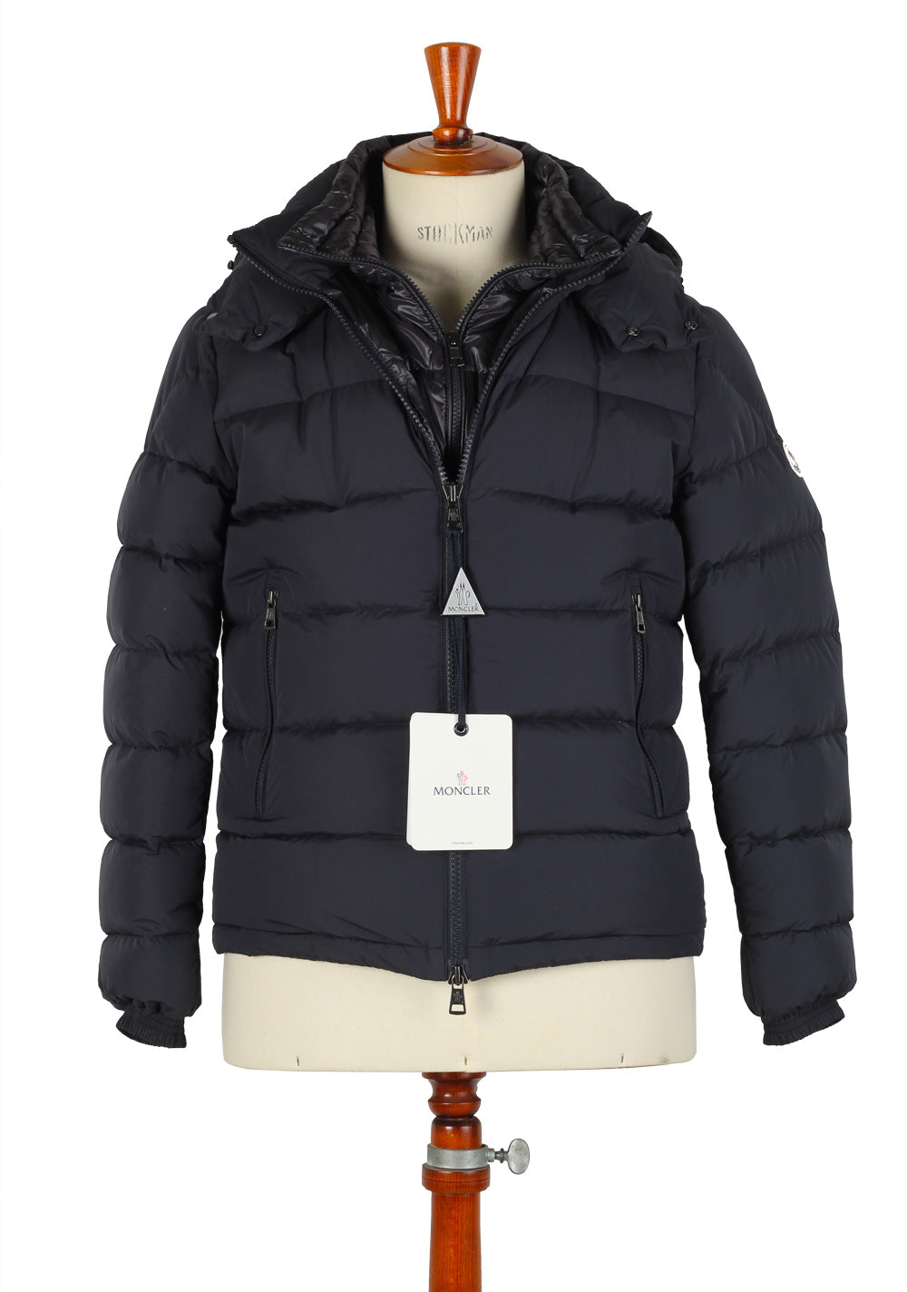 Moncler Brique Coat Size 2 / M / 48 / 38 U.S. – Costume Limité