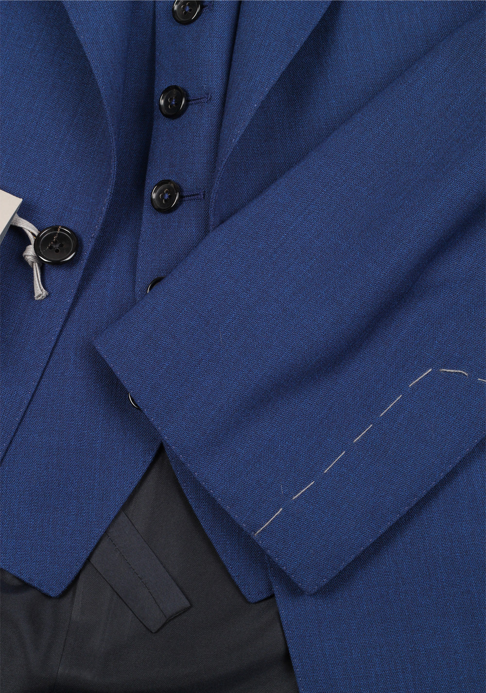 TOM FORD Windsor Royal Blue 3 Piece Suit Size 46 / 36R U.S. Wool Fit A