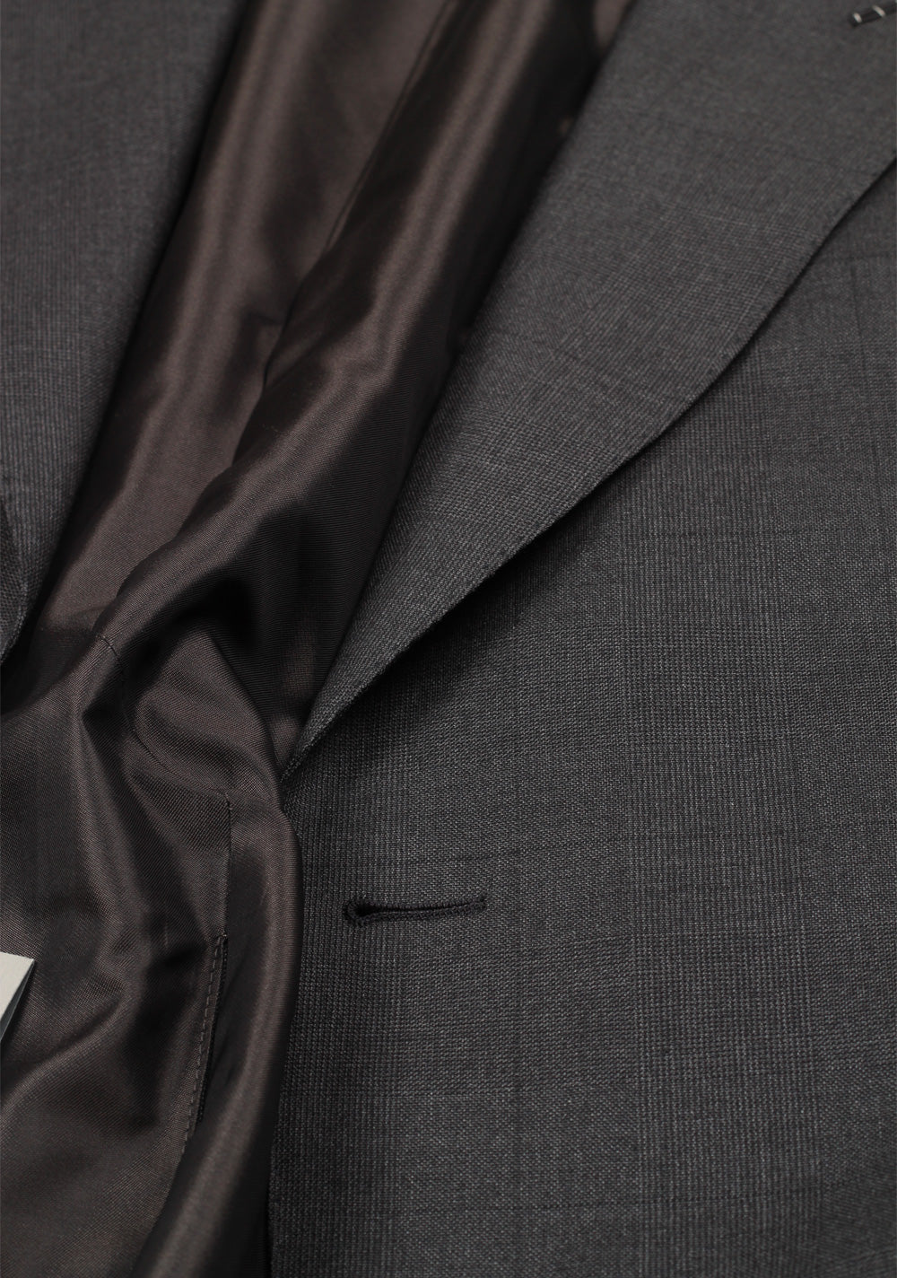 TOM FORD Shelton Checked Gray Suit Size 46 / 36R U.S. Wool Silk