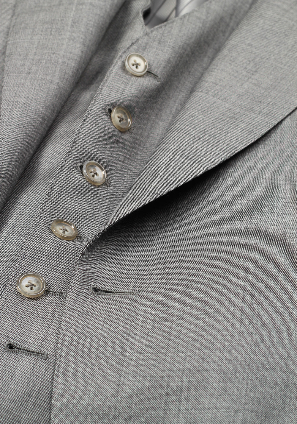 TOM FORD Windsor Sharkskin Gray 3 Piece Suit Size 50 / 40R U.S. Wool Fit A
