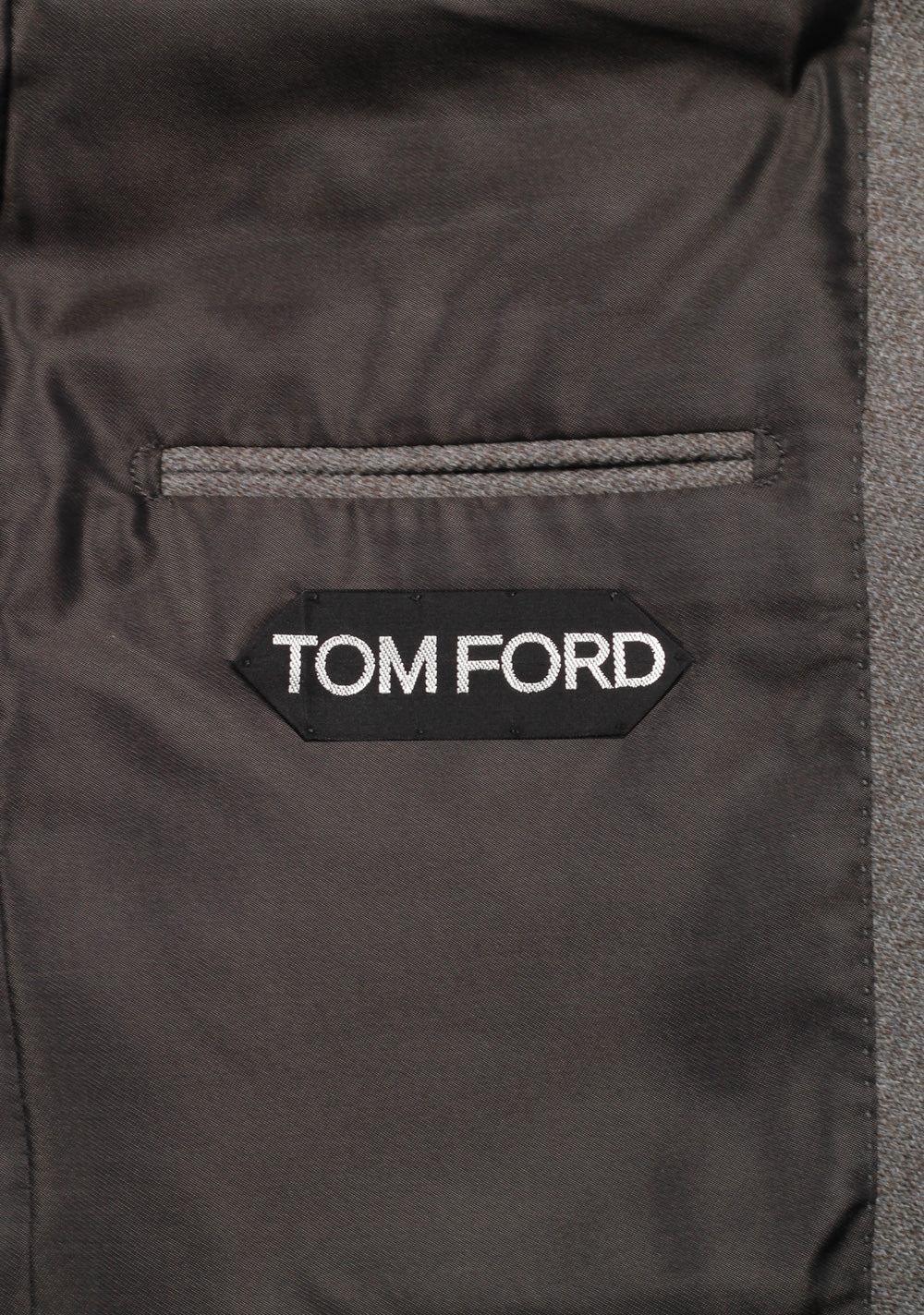 TOM FORD Shelton Brownish Gray Solid 3 Piece Suit Size 46 / 36R U.S. Wool