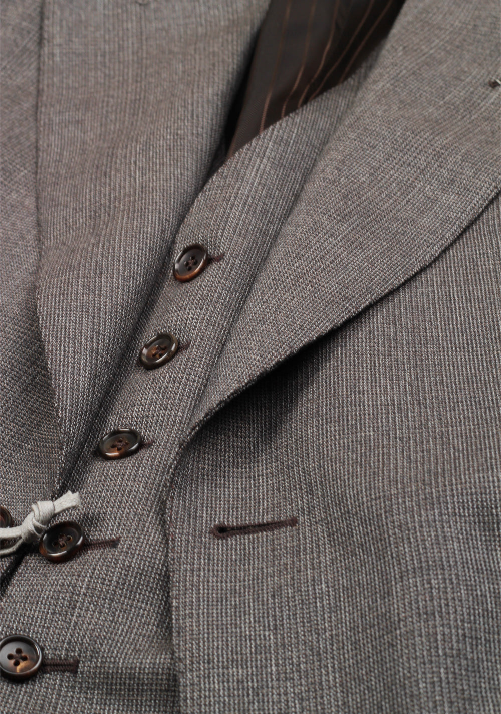 TOM FORD Shelton Brownish Gray Checked 3 Piece Suit Size 46 / 36R U.S. Wool