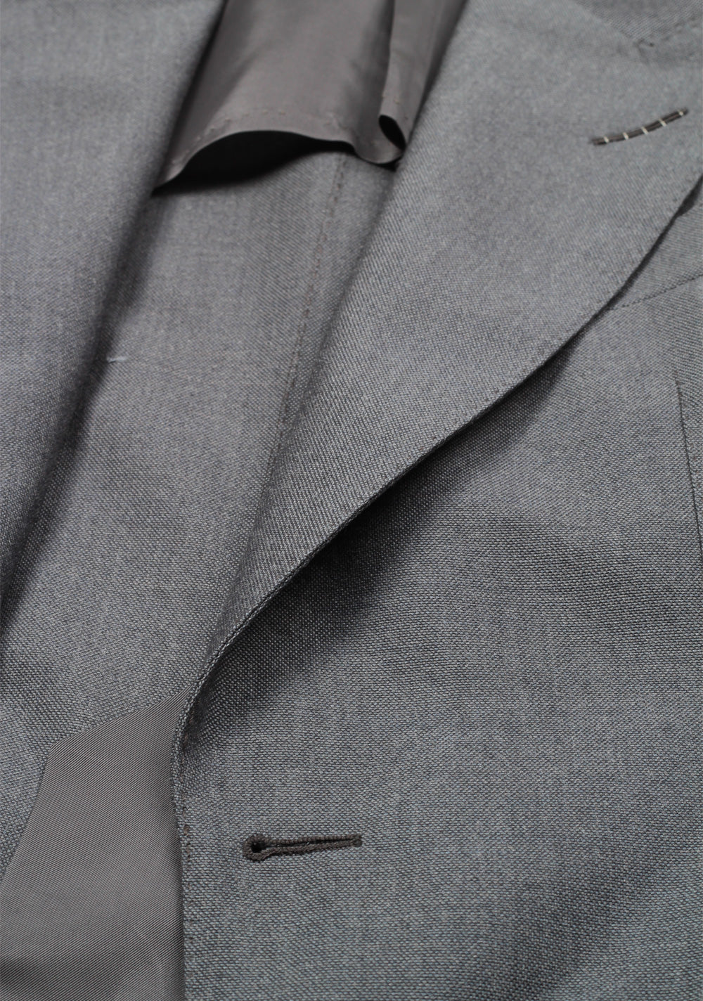TOM FORD Shelton Gray Suit Size 46 / 36R U.S. In Mohair Wool