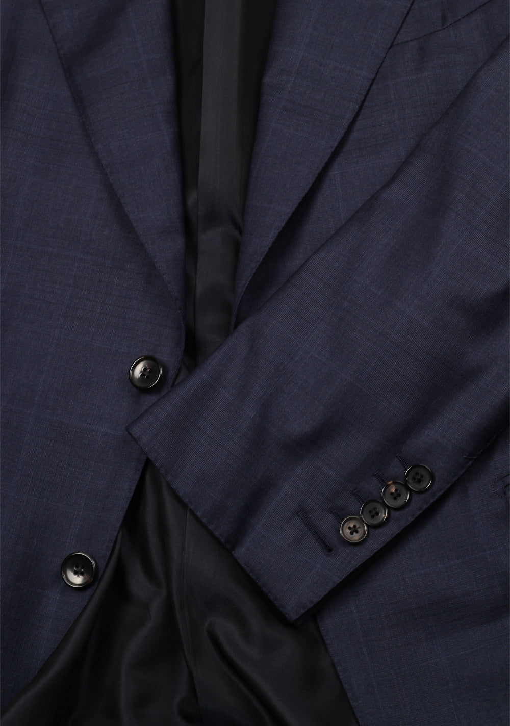 TOM FORD Windsor Blue Suit Size 48 / 38R U.S. Wool Silk Fit A