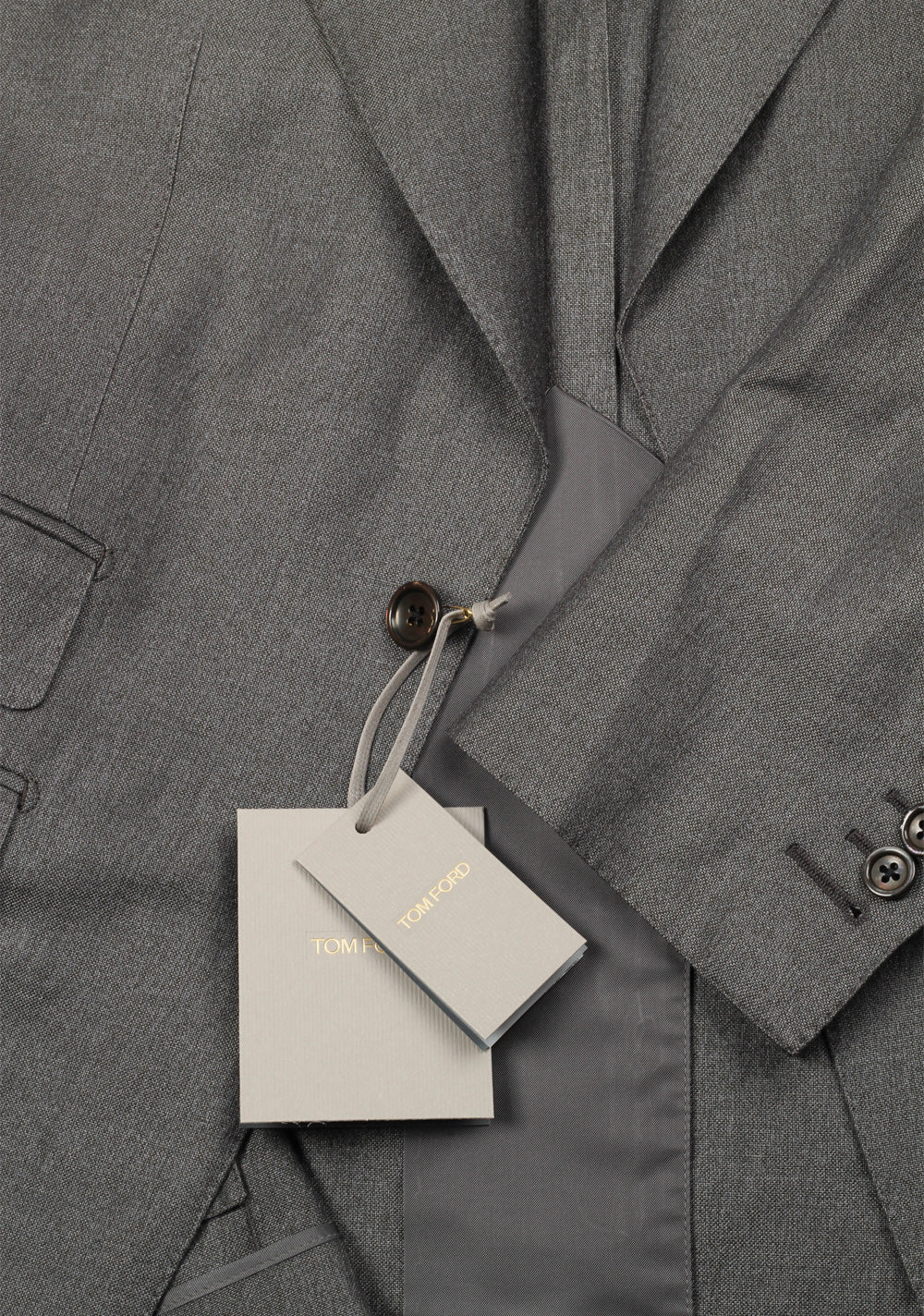 TOM FORD Shelton Gray Suit Size 46 / 36R U.S. In Silk Linen