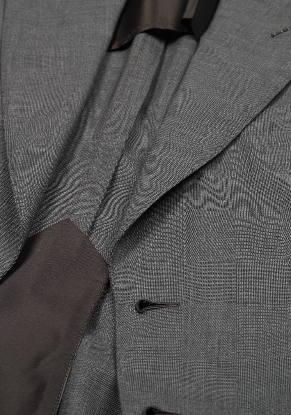 TOM FORD Shelton Gray Checked Suit Size 46 / 36R U.S. In Wool