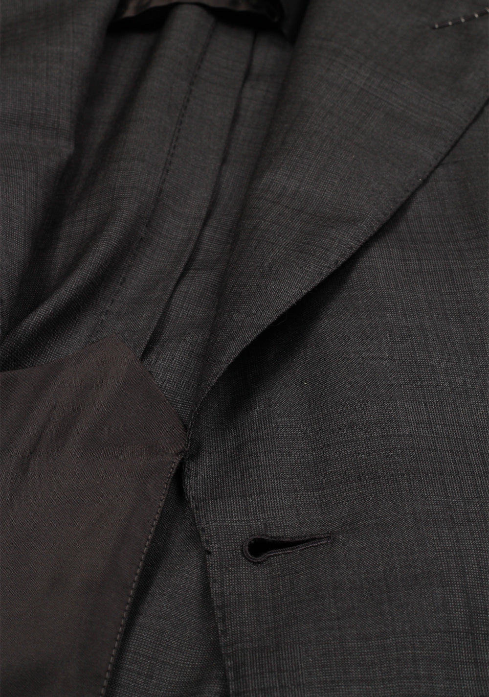TOM FORD Shelton Gray Checked Suit Size 46 / 36R U.S. In Wool Silk