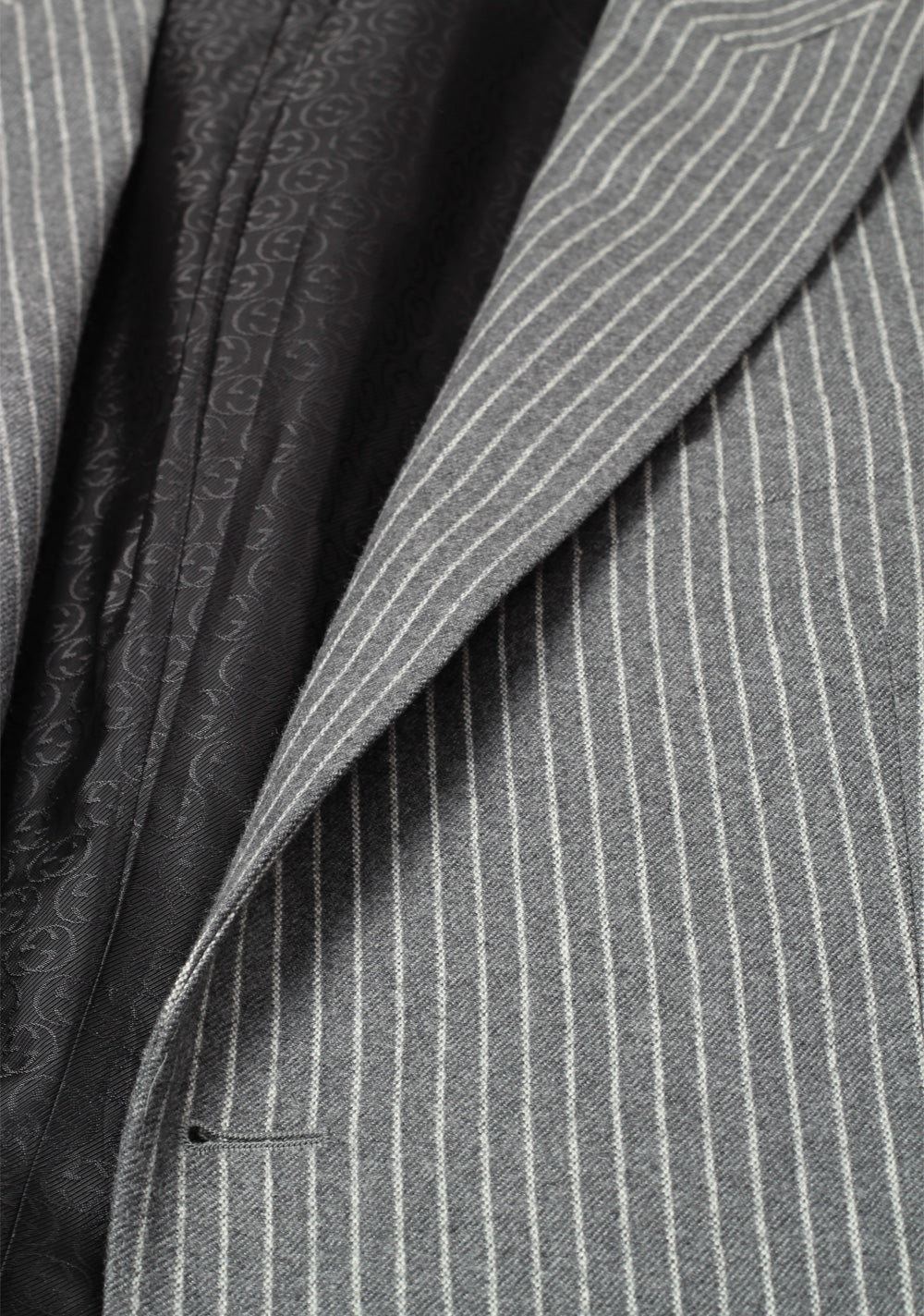 Gucci Gray Flannel Striped Suit Size 50 / 40R U.S. In Wool