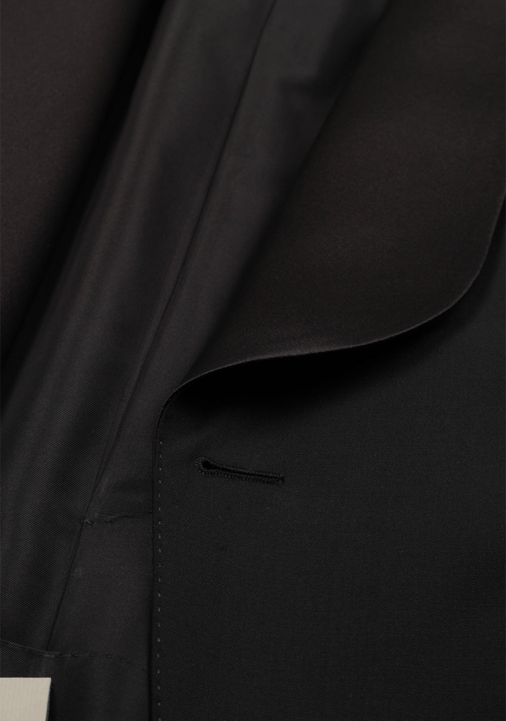 TOM FORD O'Connor Black Shawl Collar Tuxedo Smoking Suit Size 46 / 36R U.S. Fit Y