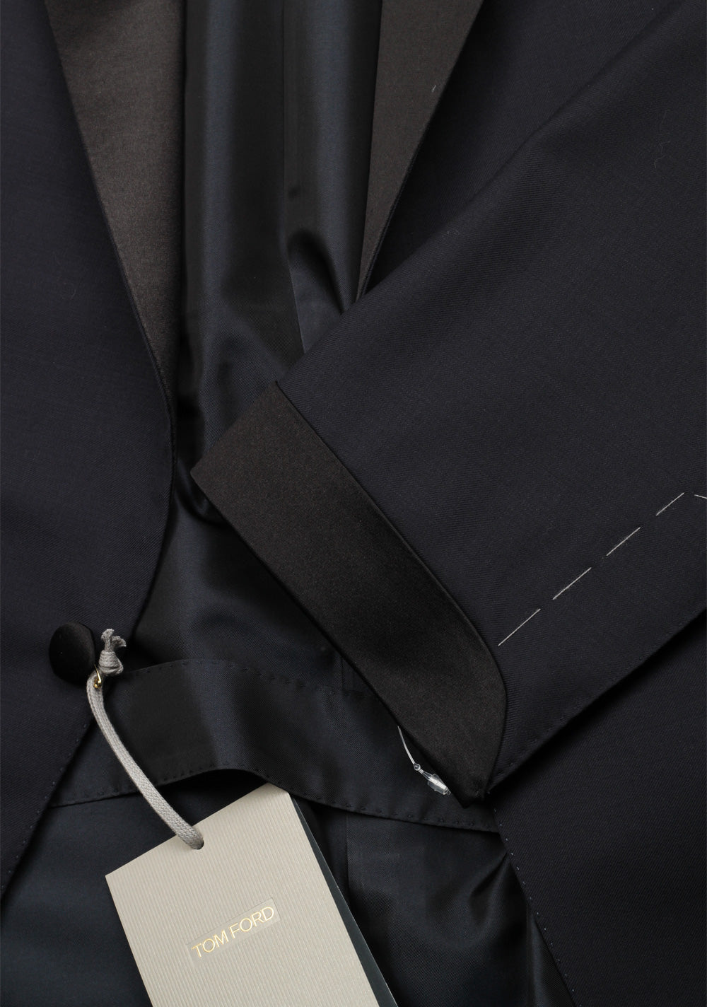 TOM FORD O'Connor Midnight Blue Tuxedo Smoking Suit Size 54 / 44R U.S. Fit Y