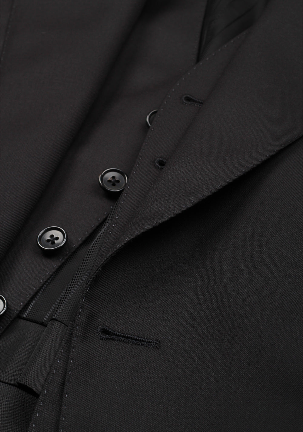 TOM FORD Windsor Black 3 Piece Suit Size 56L / 46L U.S. Wool Fit A