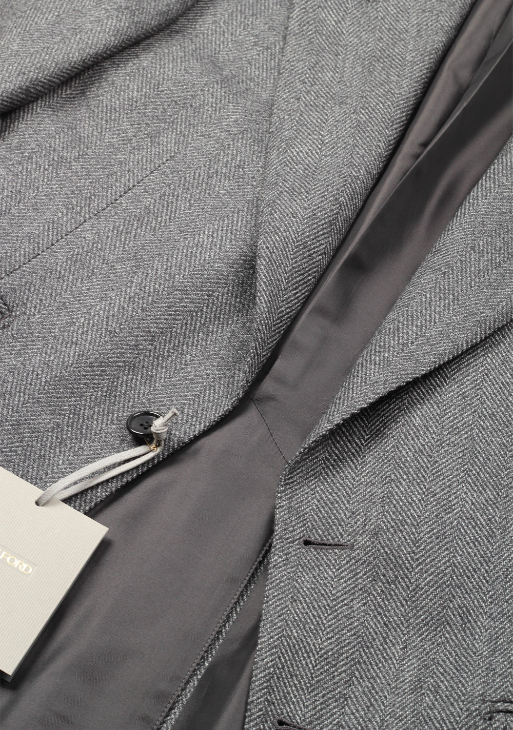 TOM FORD Shelton Gray Suit Size 48 / 38R U.S. In Wool