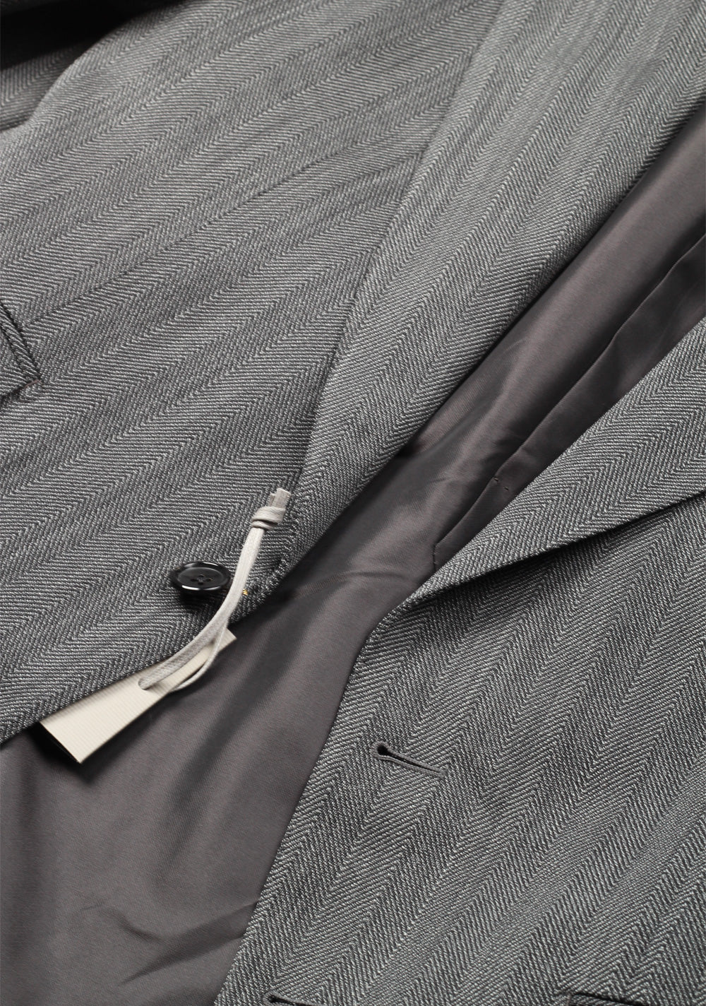 TOM FORD Shelton Gray Suit Size 48 / 38R U.S. In Wool