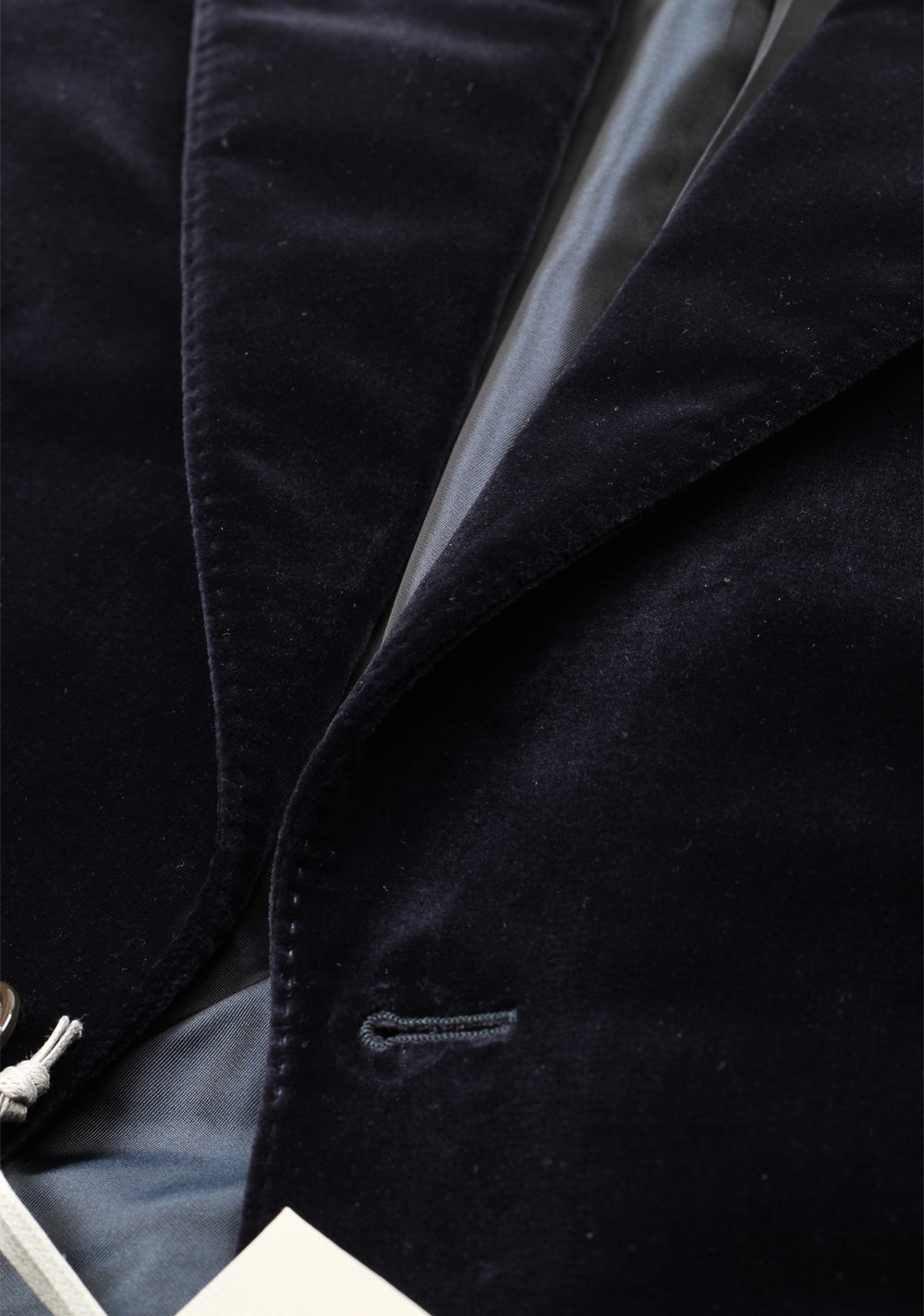 TOM FORD Shelton Black Velvet Sport Coat Tuxedo Dinner Jacket Size 48 / 38R U.S.