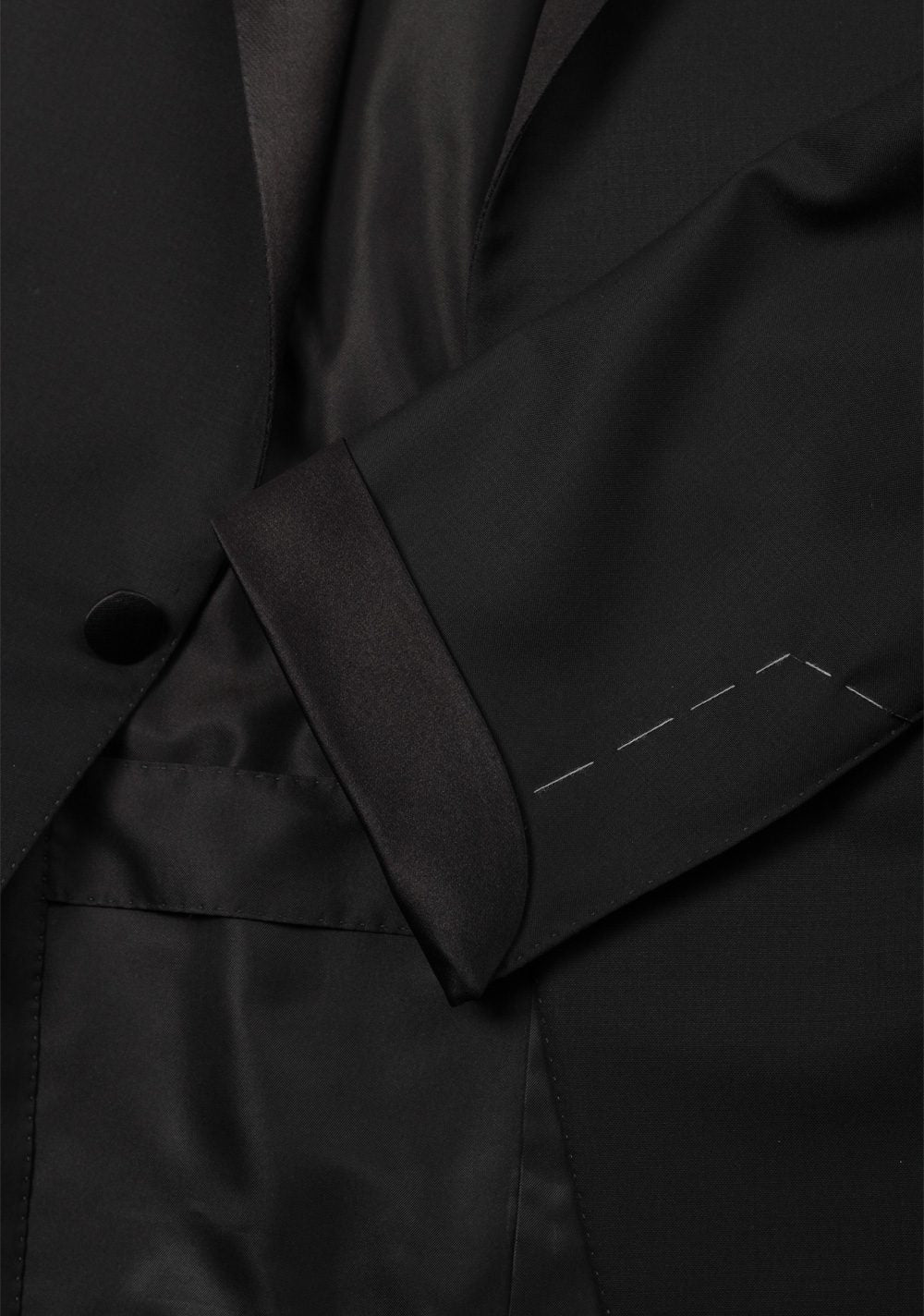 TOM FORD O'Connor Black Tuxedo Suit Smoking Size 48 / 38R U.S. Fit Y