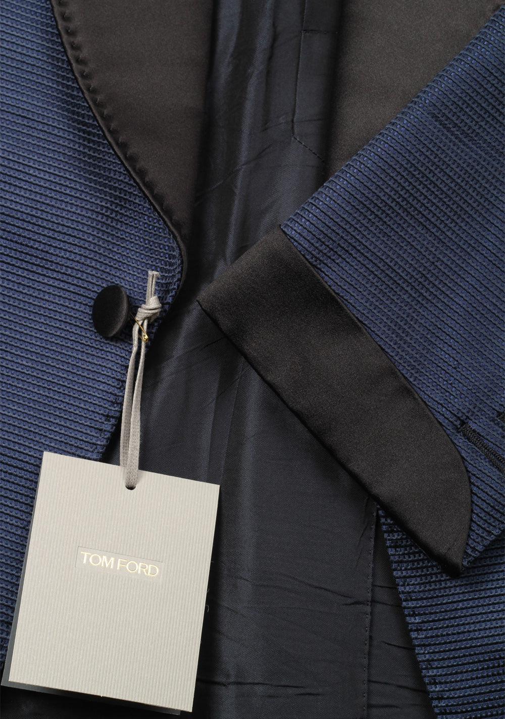 TOM FORD Shelton Blue Tuxedo Dinner Jacket Size 46 / 36R U.S.