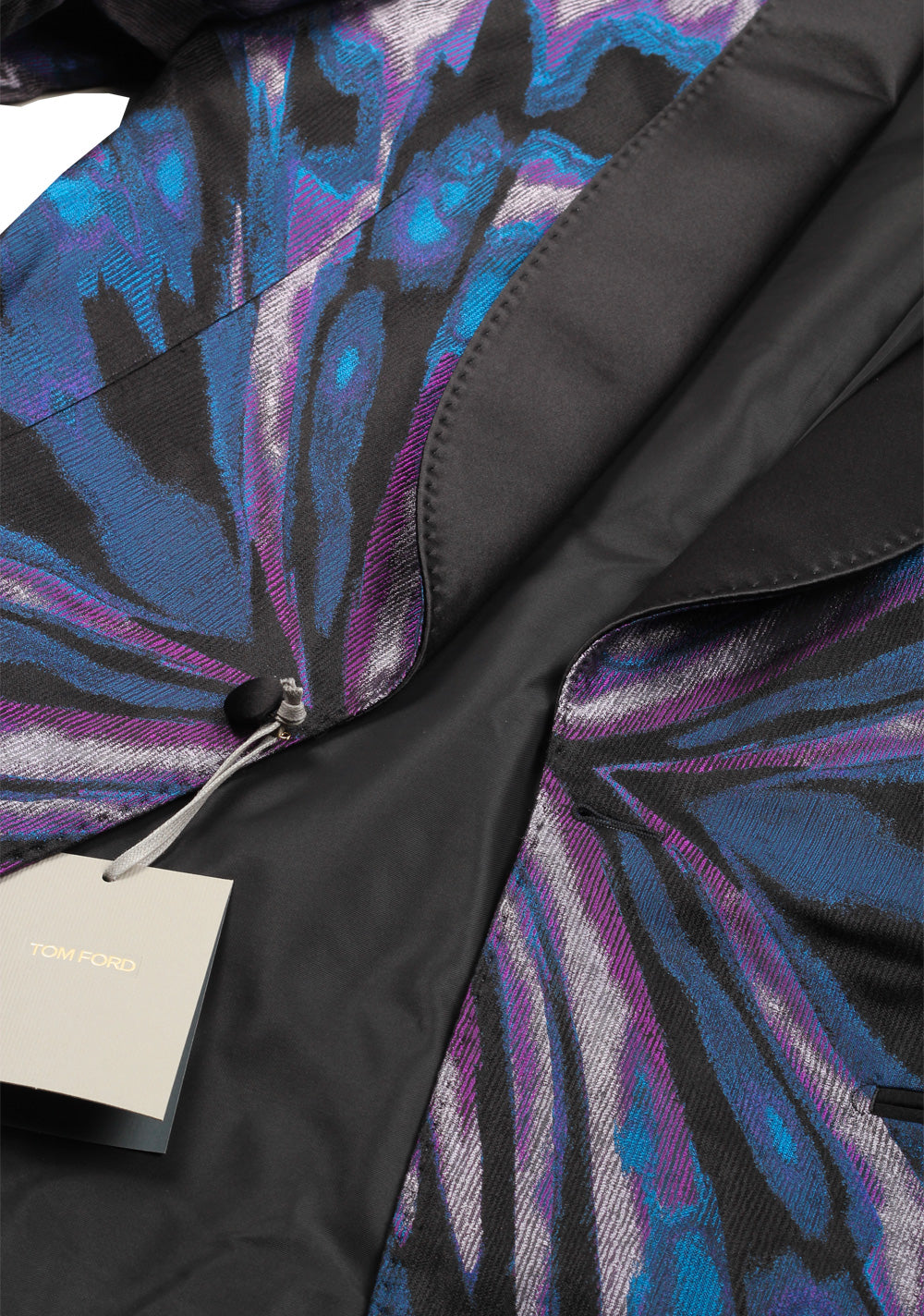 TOM FORD Shelton Purple Shawl Collar Sport Coat Tuxedo Dinner Jacket Size 48 / 38R U.S.
