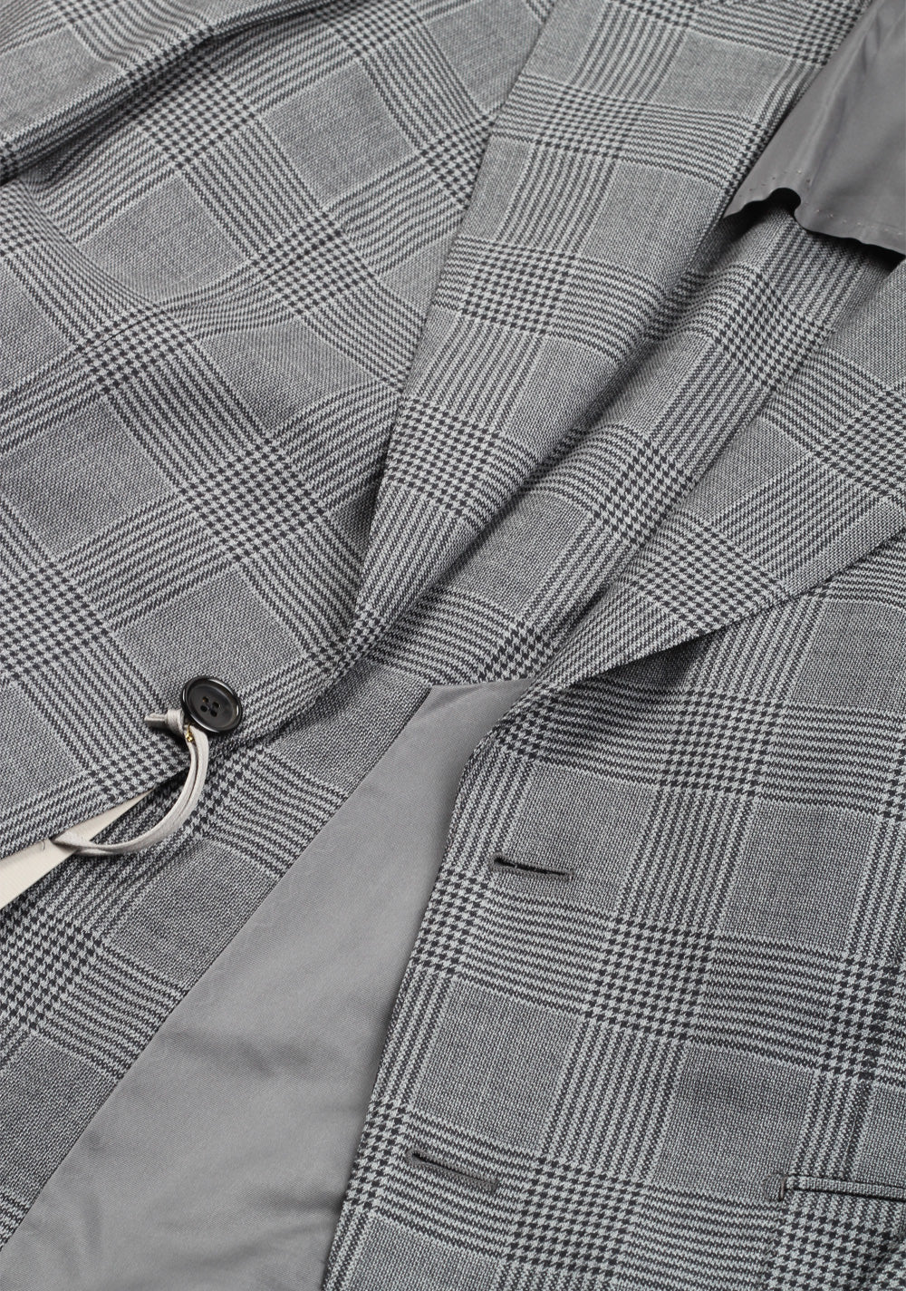 TOM FORD Shelton Checked Gray Suit Size 48 / 38R U.S. In Wool Silk
