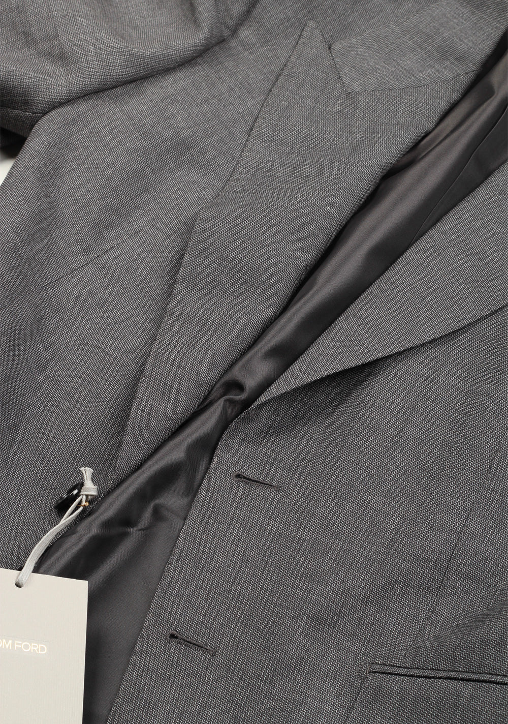 TOM FORD Shelton Gray Suit Size 48 / 38R U.S. In Wool Mohair