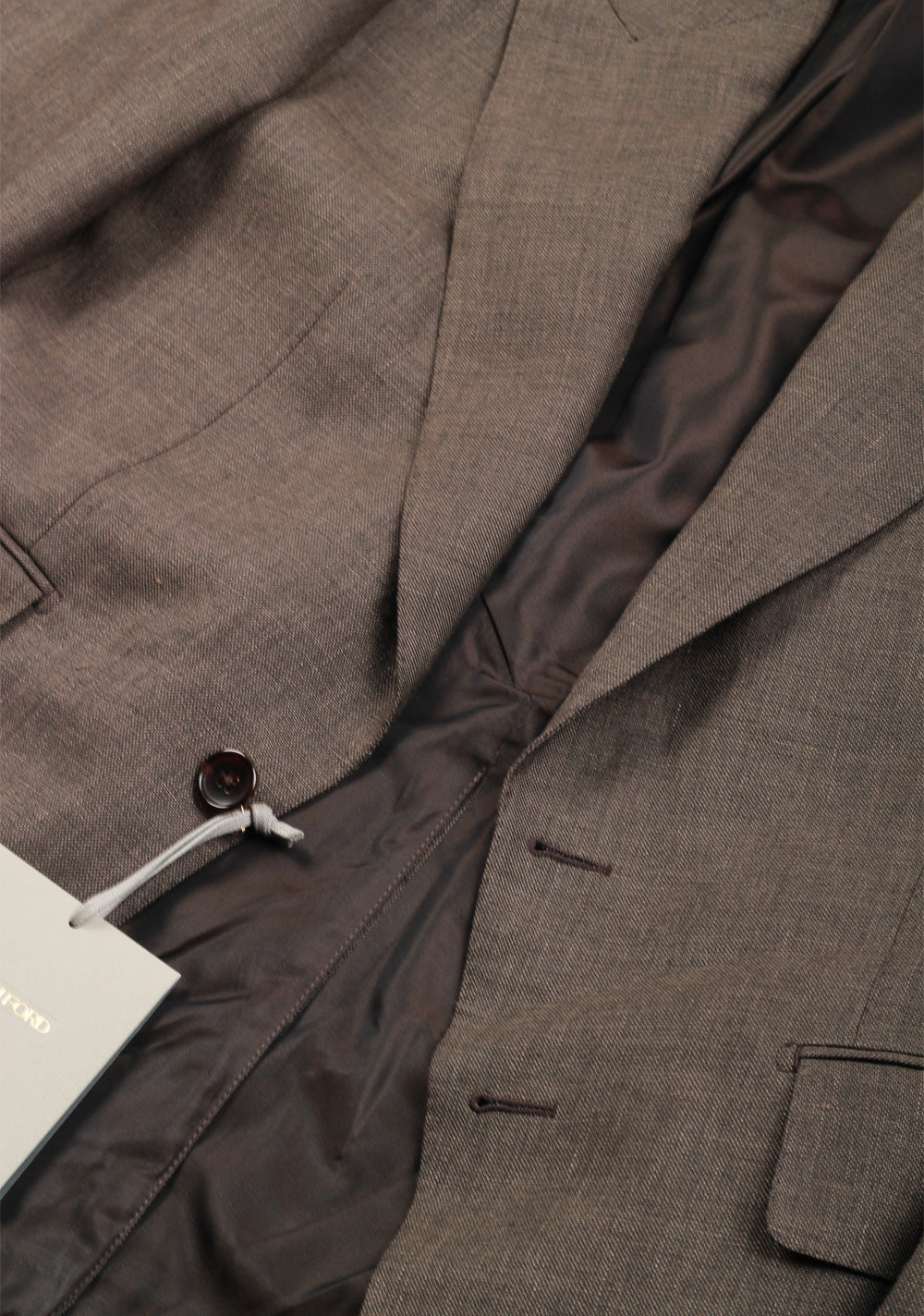 TOM FORD Shelton Brown Suit Size 48 / 38R U.S. In Mohair Wool