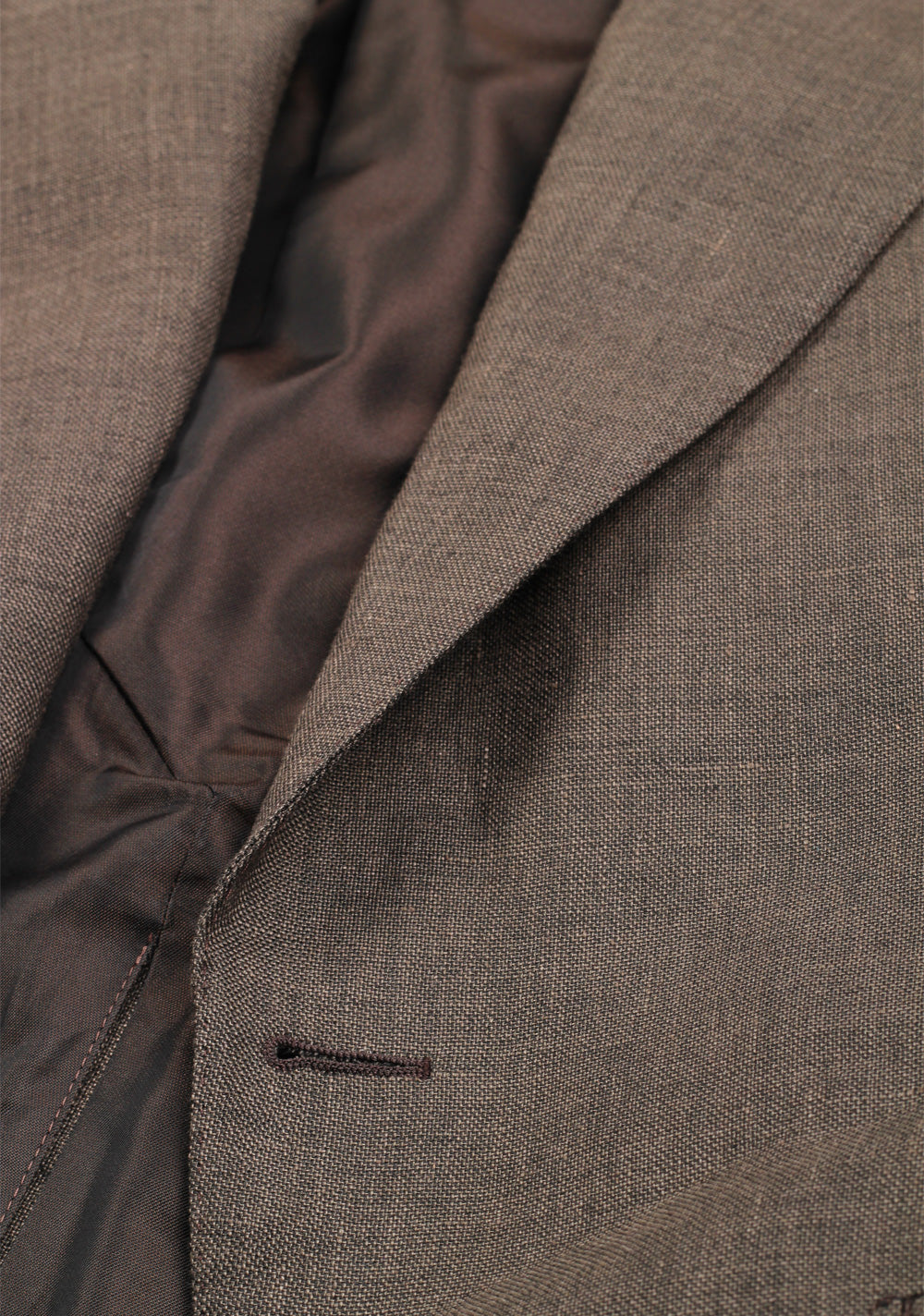 TOM FORD Shelton Brown Suit Size 48 / 38R U.S. In Mohair Wool