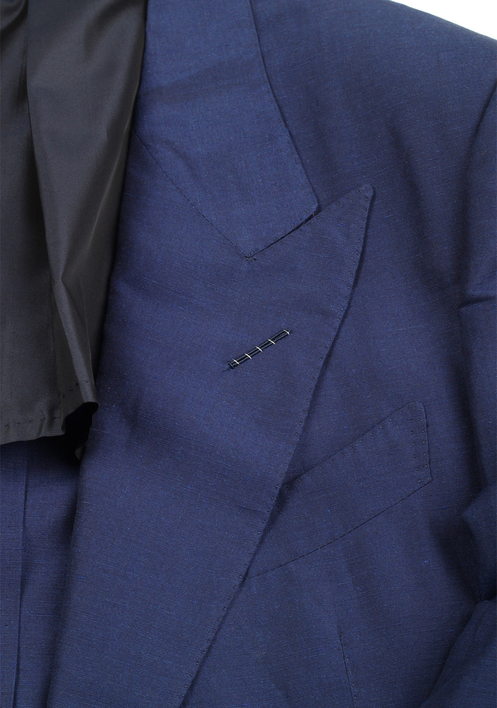 TOM FORD Shelton Blue Suit Size 48 / 38R U.S. In Linen Silk
