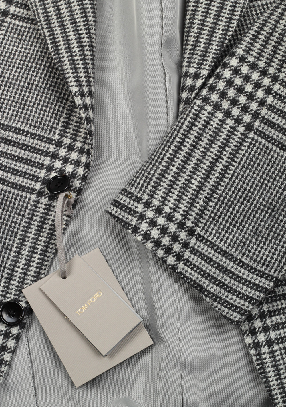 TOM FORD Windsor Checked Gray Suit Size 56 / 46R U.S. Wool Cashmere Fit A