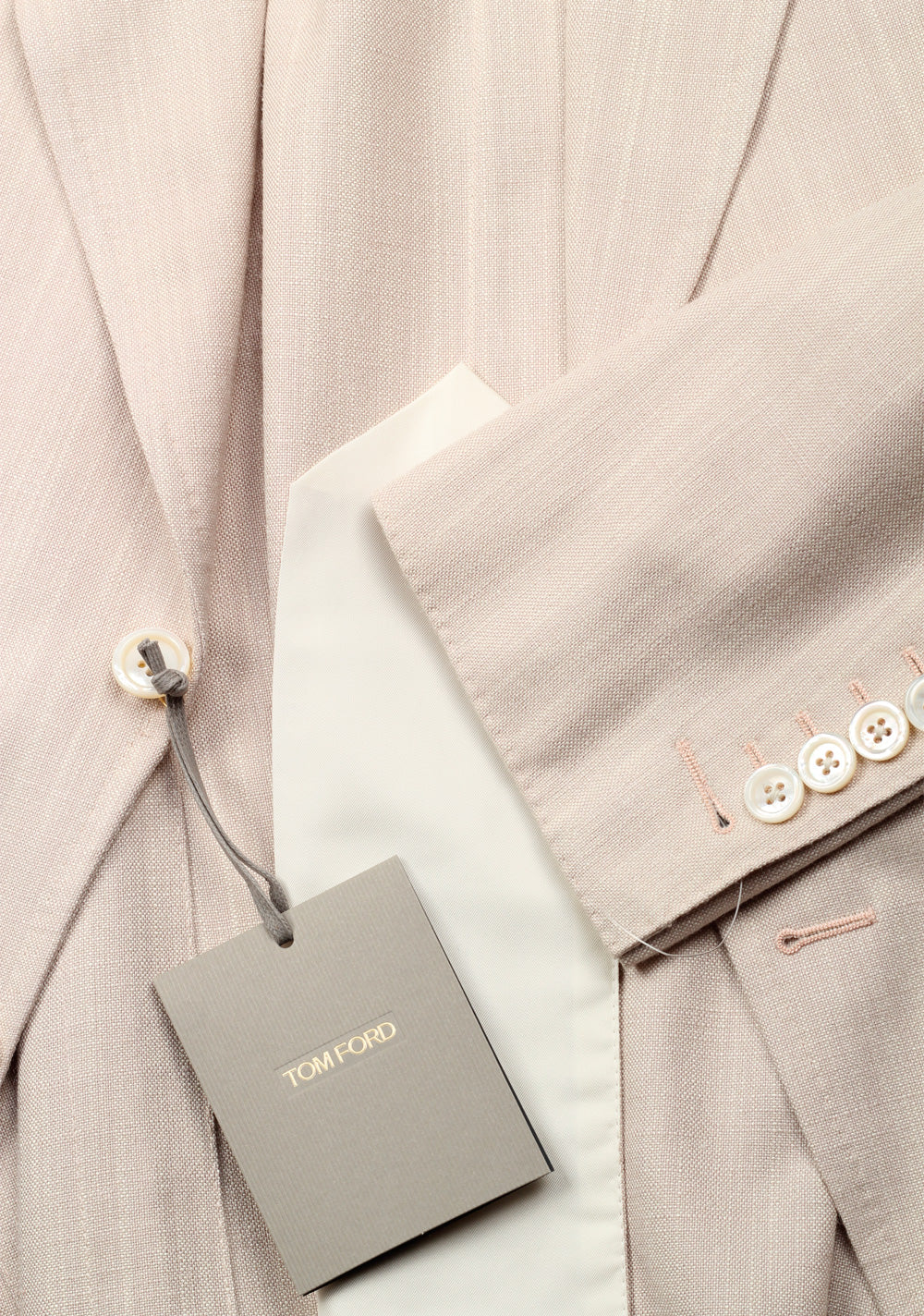 TOM FORD Shelton Beige Suit Size 48 / 38R U.S. In Silk