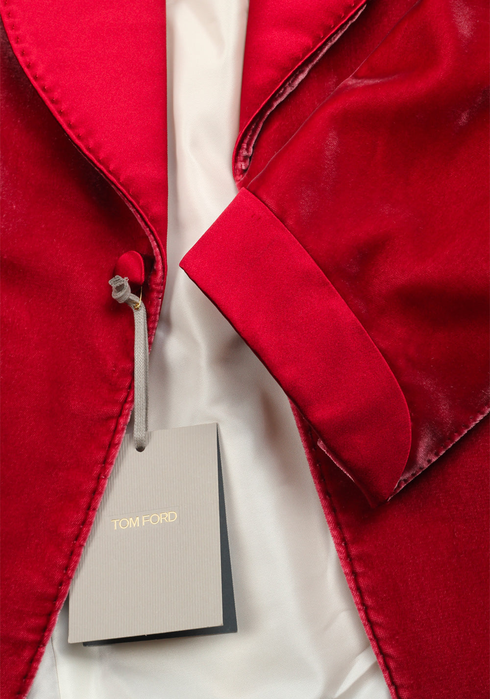 TOM FORD Shelton Velvet Red Tuxedo Dinner Jacket Size Size 52 / 42R U.S.