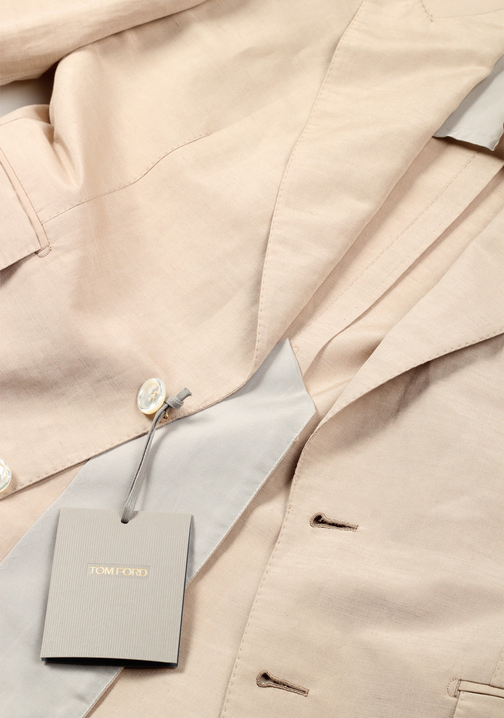 TOM FORD Shelton Beige Suit Size 48 / 38R U.S. In Linen Silk