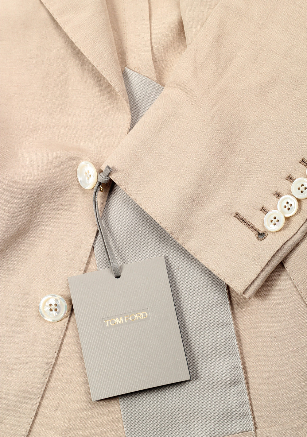 TOM FORD Shelton Beige Suit Size 48 / 38R U.S. In Linen Silk
