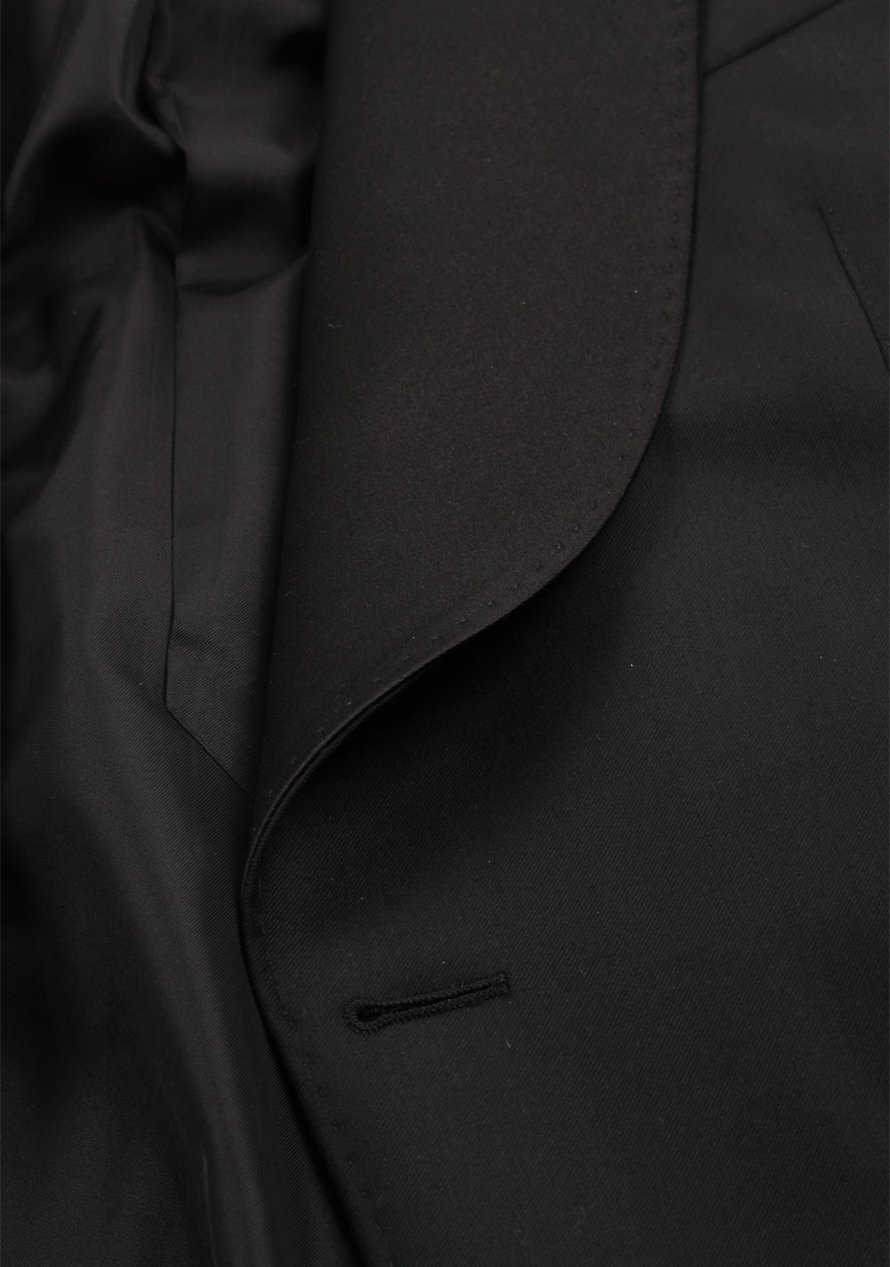 TOM FORD Shelton Black Shawl Collar Tuxedo Smoking Suit Size 48C / 38S U.S.