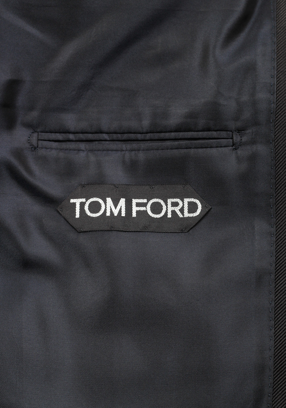 TOM FORD Windsor Midnight Blue Tuxedo Suit Size 56 / 46R U.S. Shawl Collar Fit A
