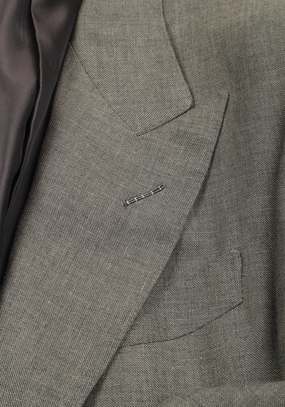 TOM FORD Shelton Greenish Gray Suit Size 48 / 38R U.S.