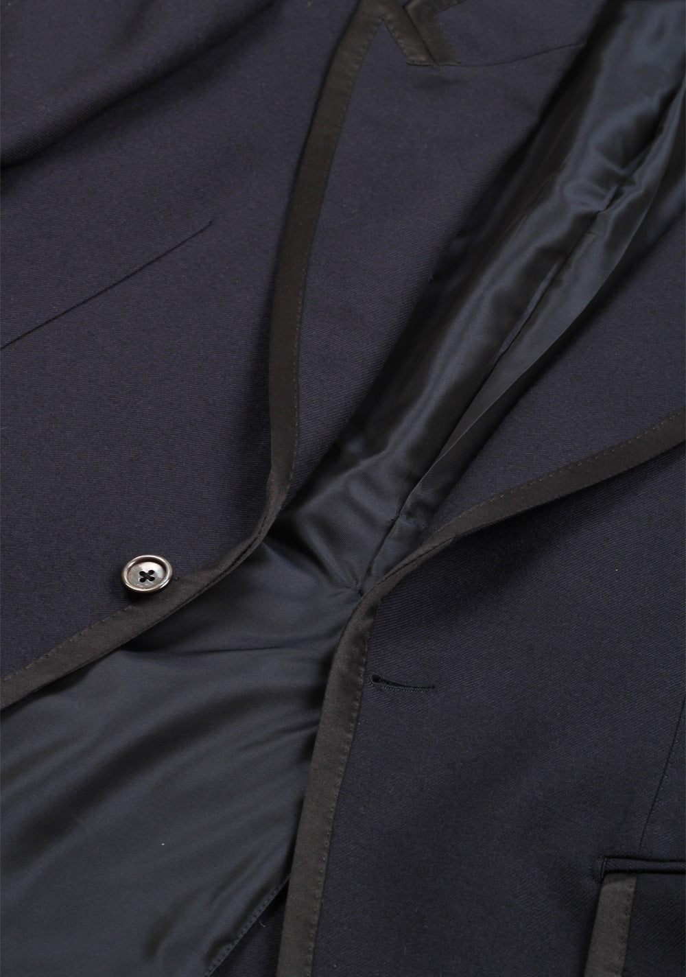 TOM FORD Shelton Blue Tuxedo Dinner Jacket Size 46 / 36R U.S.