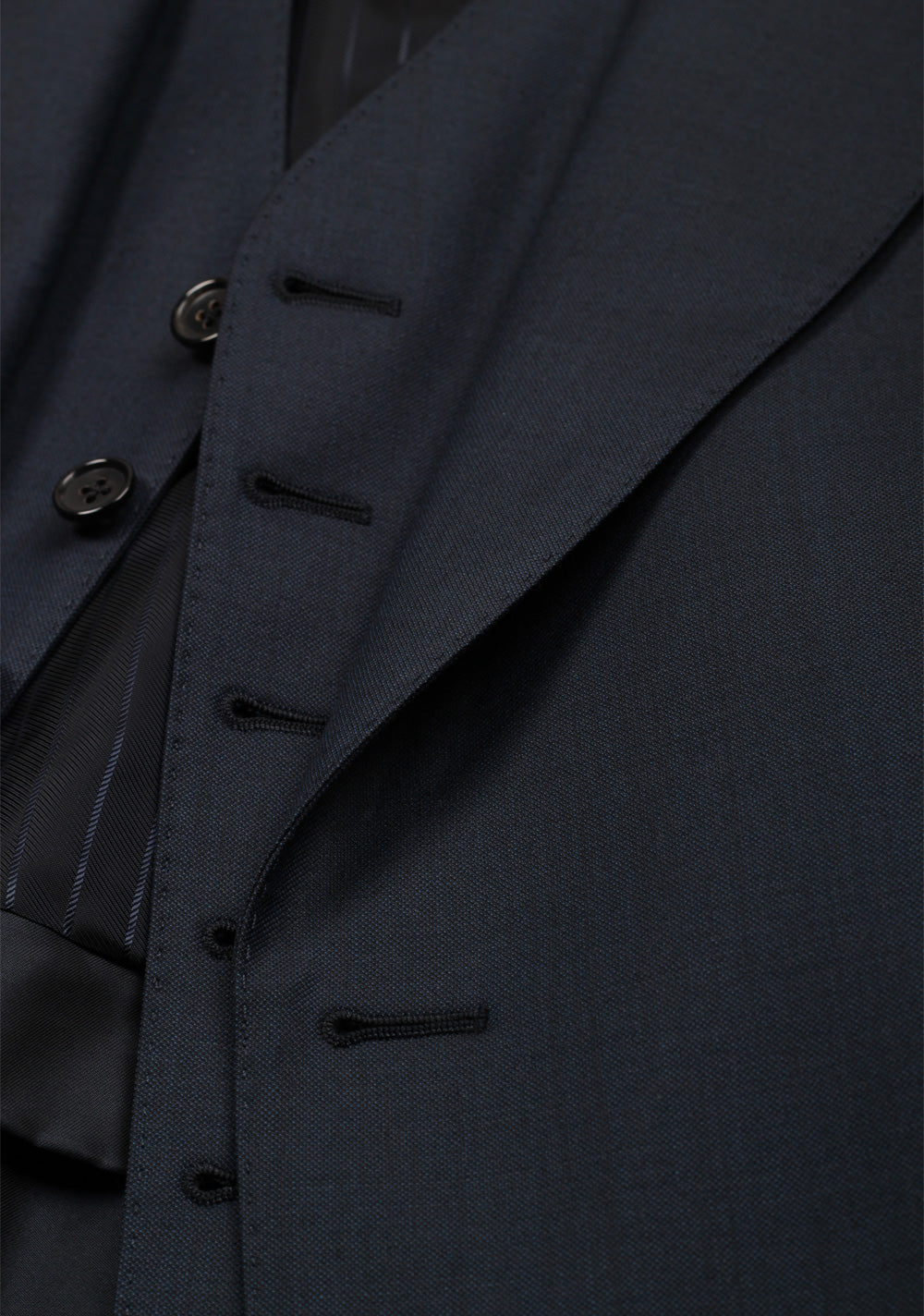 TOM FORD Windsor Blue 3 Piece Suit Size 58 / 48R U.S. Wool Fit A