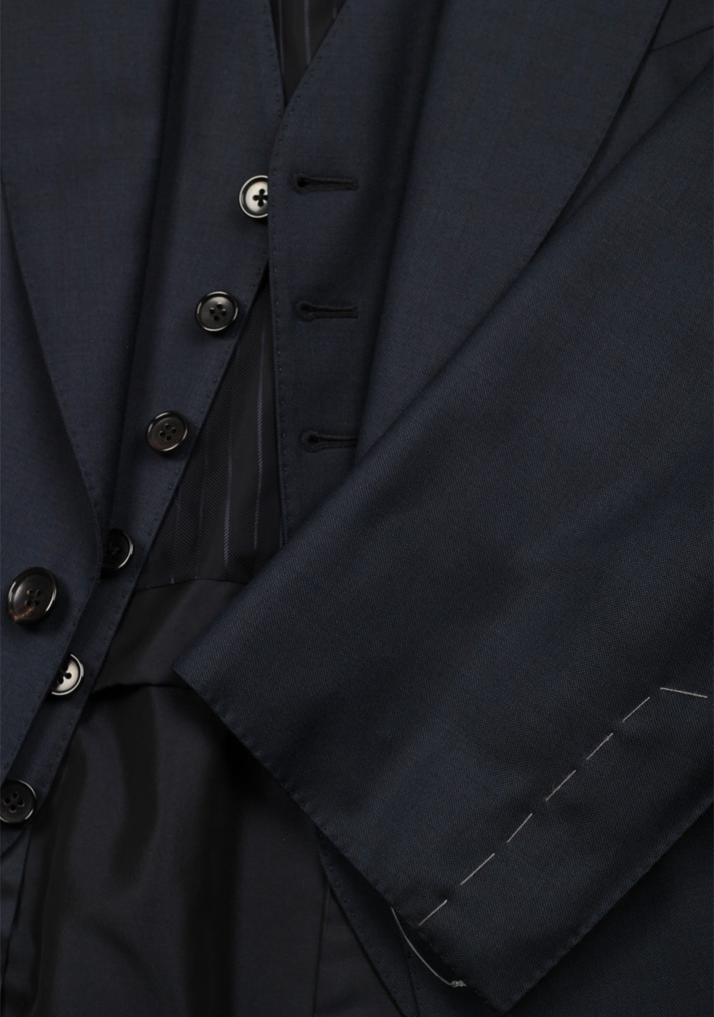 TOM FORD Windsor Blue 3 Piece Suit Size 58 / 48R U.S. Wool Fit A