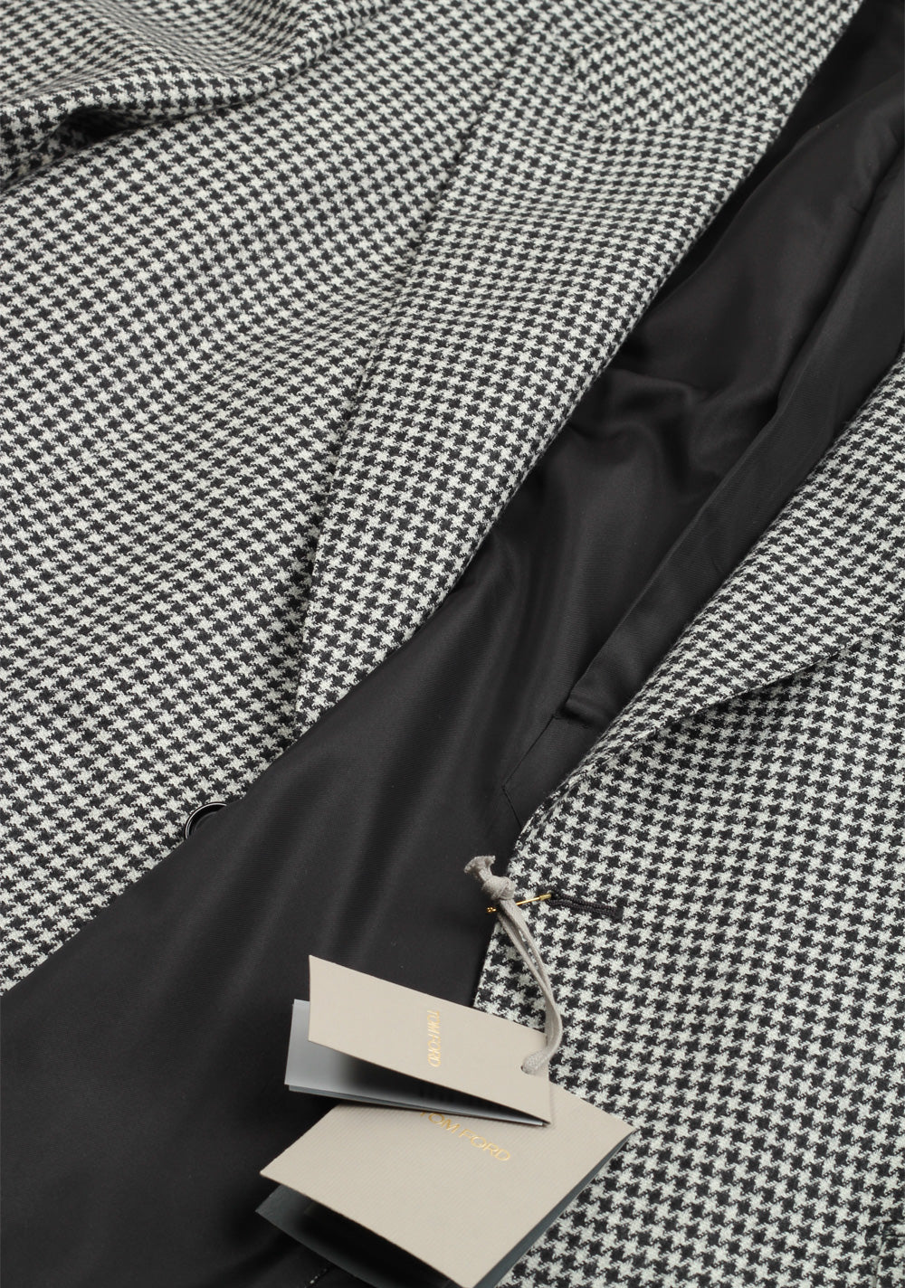 TOM FORD Shelton Houndstooth Black White Suit Size 54 / 44R U.S.