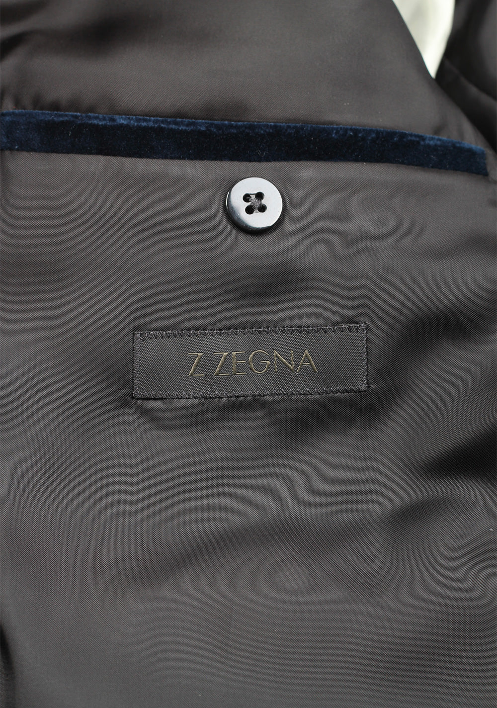 Z Zegna Velvet Blue Dinner Jacket Size 52 / 42R U.S.