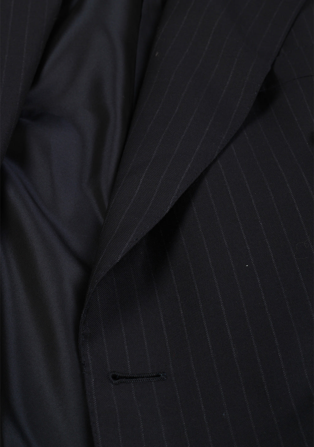 TOM FORD Shelton Blue Striped Double Breasted Suit Size 48 / 38R U.S.