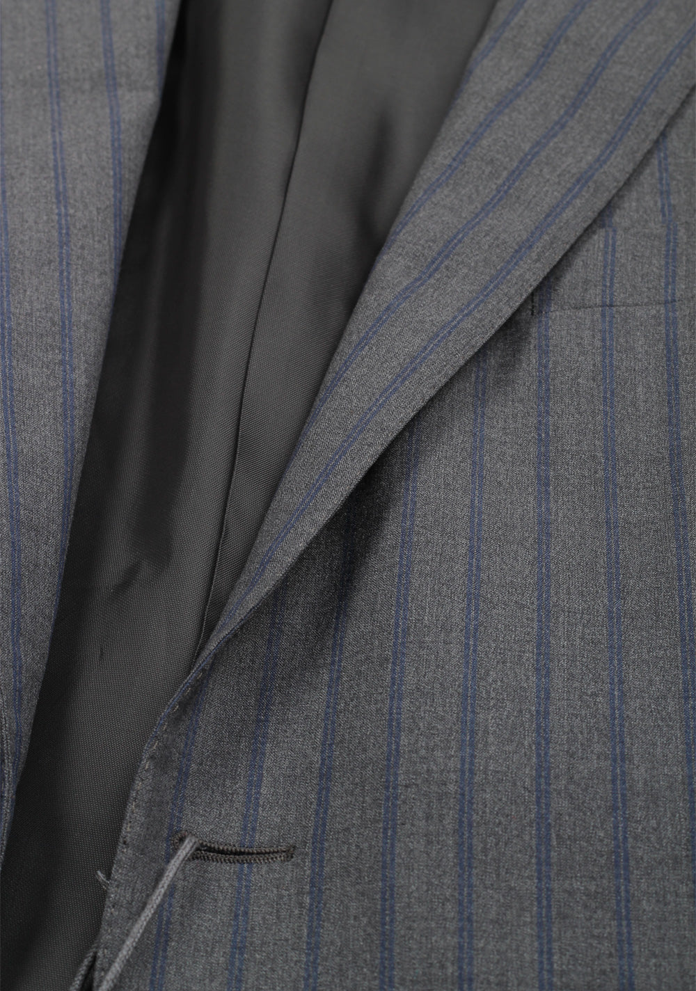 Ermenegildo Zegna Mila Gray Striped Suit Size 50 / 40R U.S.