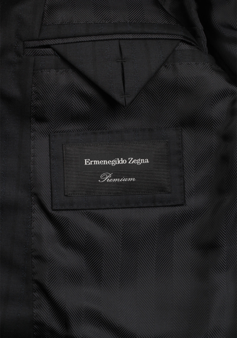 Ermenegildo Zegna Premium Couture Gray Suit Size 46 / 36R U.S.