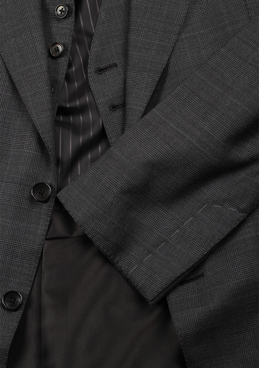 TOM FORD Windsor Gray Checked 3 Piece Suit Size 58 / 48R U.S. Wool Fit A