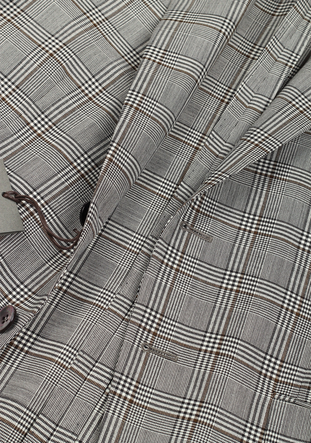 Boglioli 69 Gray Checked Suit Size 48 / 38R U.S.